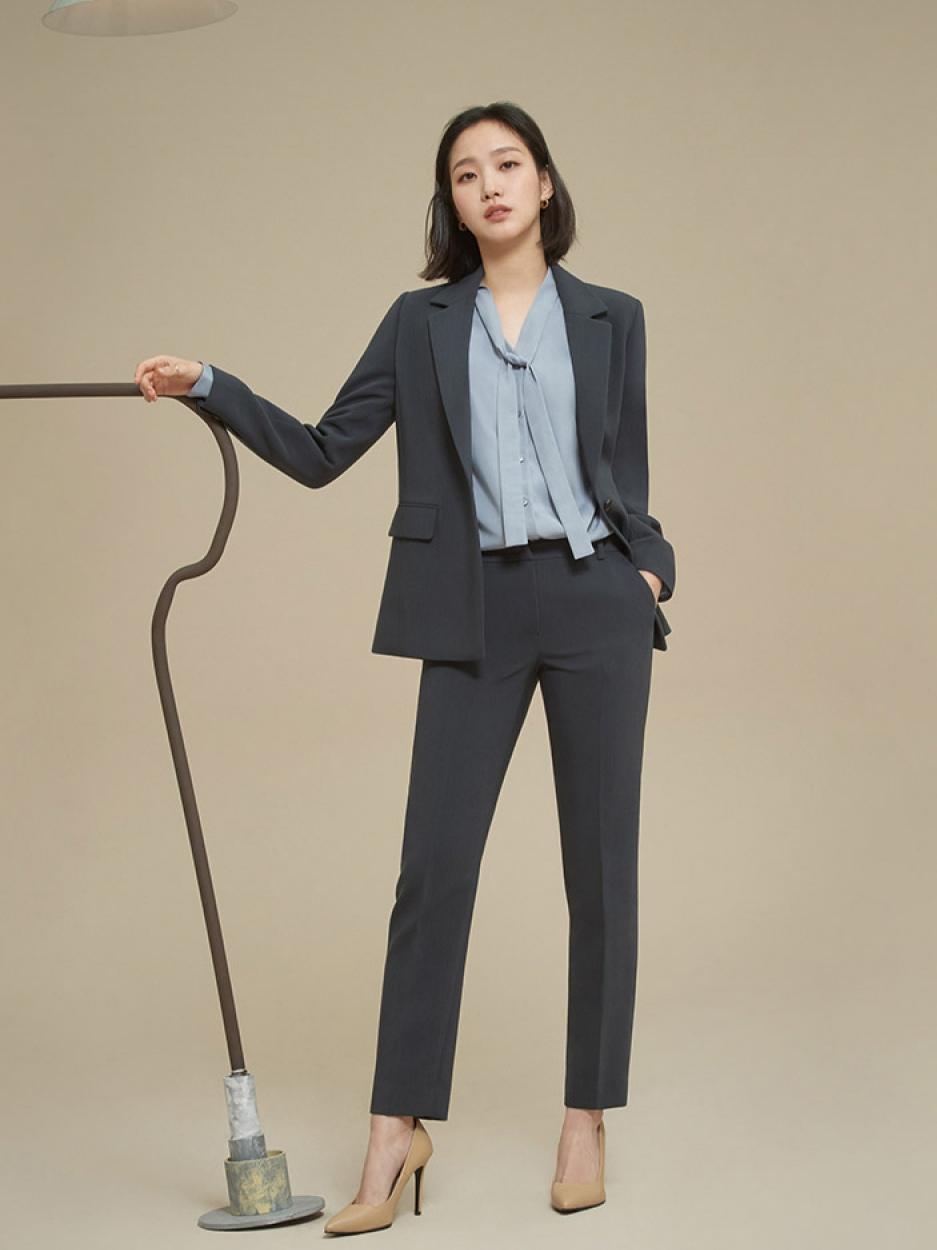 韩国单眼皮女明星的温馨日常揭秘