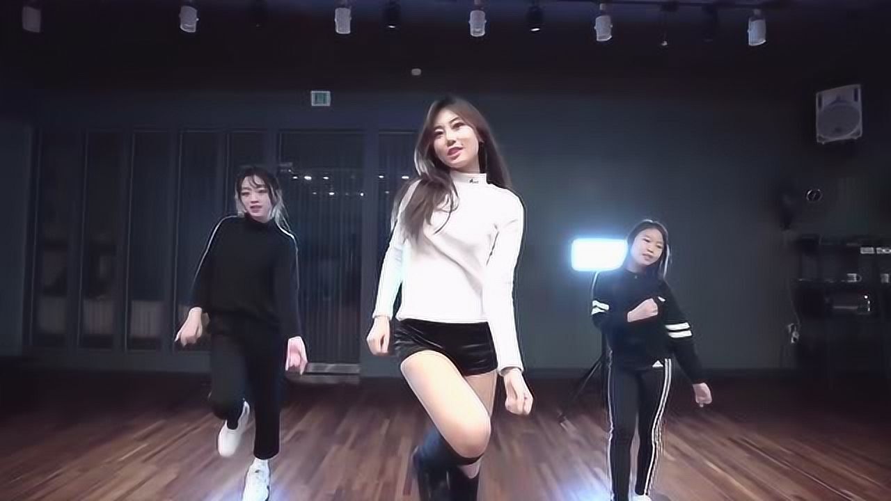 最新热门视频，点燃激情，学习成就自信与成就感