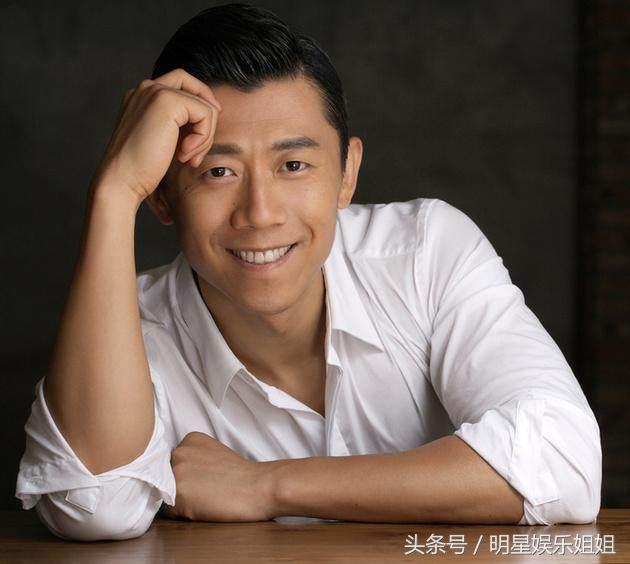 青岛男演员的表演之路，学习技能与完成表演任务指南