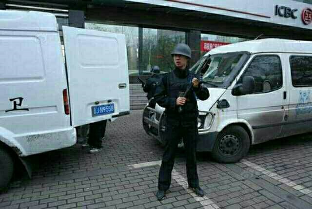 武装押运员待遇揭秘，自然之旅的心灵体验
