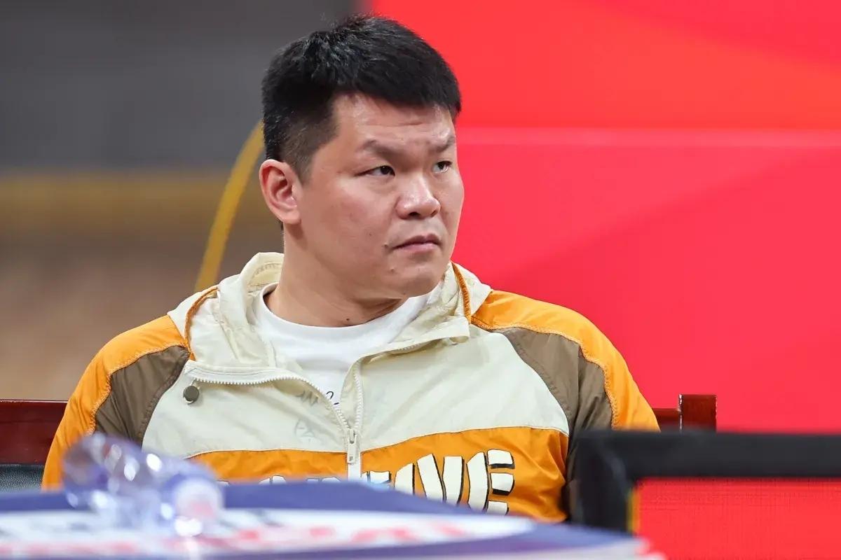 吉林男篮最新动态，小巷深处的篮球之魂与独特小店的故事