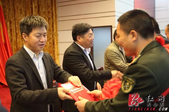 汤梓军最新消息，多维度视角下的观点分析