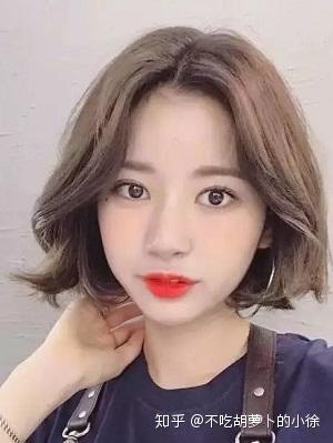 最新发型女,时尚变迁的细述与流行趋势